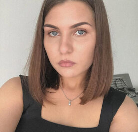 Аня