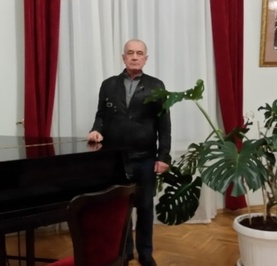 Игорь